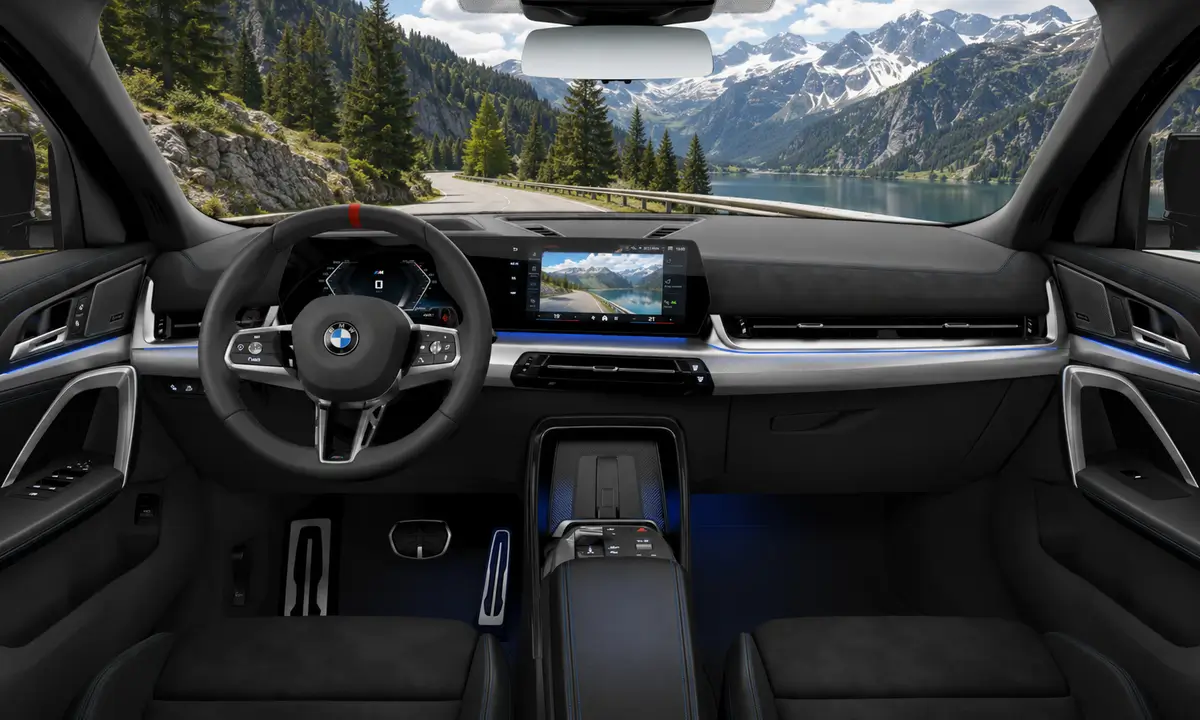 BMW X2 M35i SUV – na prenájom v Trnave - interiér