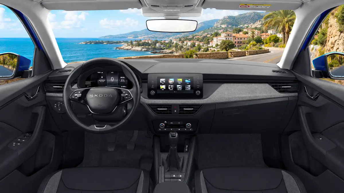 Skoda Scala – en alquiler en Trnava - azul - interior