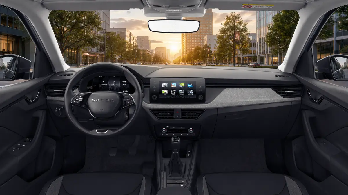 Skoda Scala – en alquiler en Trnava - gris - interior